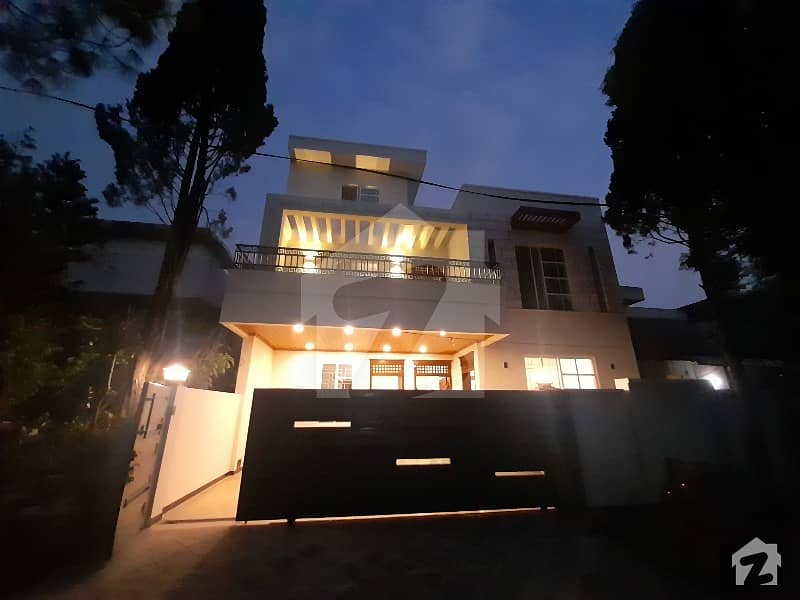 10 Marla Brand New House For Sale In G-9