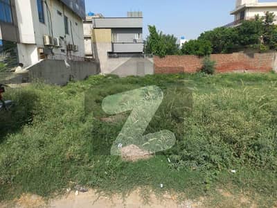 1 Kanal Commercial Plot Available For Rent Near Allied Bank