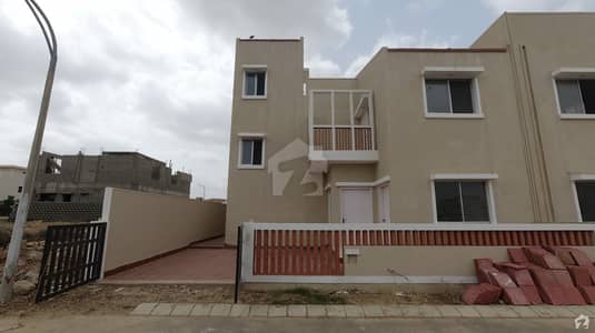 In Naya Nazimabad 250 Square Yards Flat For Sale