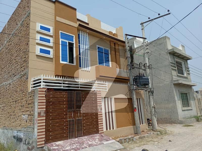 ورسک روڈ پشاور میں 6 کمروں کا 6 مرلہ مکان 1.6 کروڑ میں برائے فروخت۔