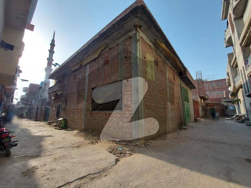 9 Marla Corner Injection Molding Production House For Sale In Shaheenabad