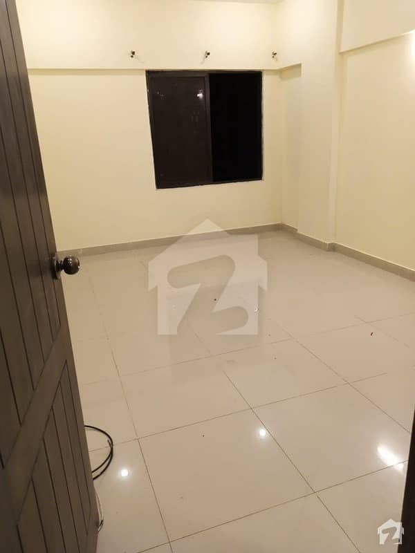 Bukhari Commercial 3 Bed Dd Apartment Available For Rent