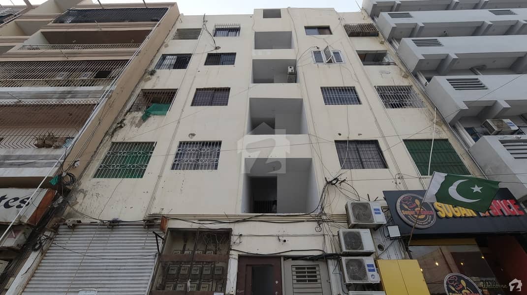 ڈی ایچ اے فیز 6 ڈی ایچ اے کراچی میں 2 کمروں کا 4 مرلہ فلیٹ 1.45 کروڑ میں برائے فروخت۔