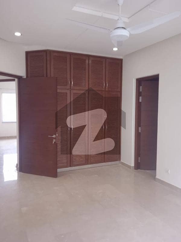 One Kanal Beautiful Upper Portion At Premium Location For Rent