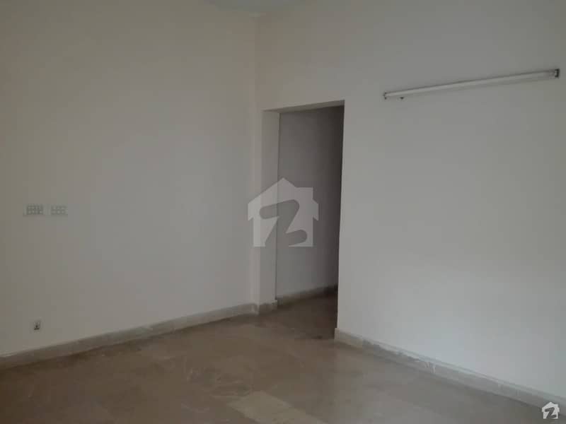 1 Kanal Brand New Type House For Rent
