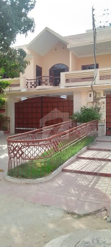 گلستانِِ جوہر ۔ بلاک 13 گلستانِ جوہر کراچی میں 3 کمروں کا 16 مرلہ بالائی پورشن 70 ہزار میں کرایہ پر دستیاب ہے۔
