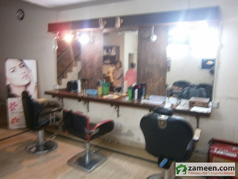 2 Marla - Sector Shop - Running Ladies Beauty - Parlor On Reasonable Rent 2 Marla - Sector Shop - Running Ladies Beauty - Parlor On Reasonable Rent