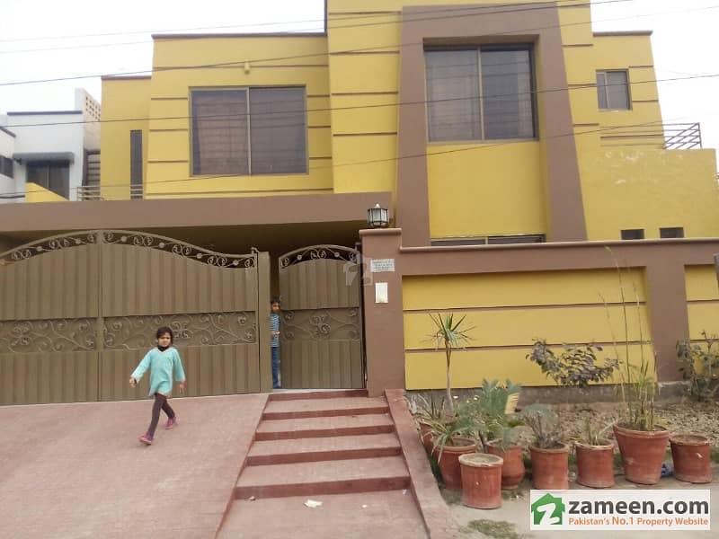 10 Marla House For Sale In Amin Town Canal Road