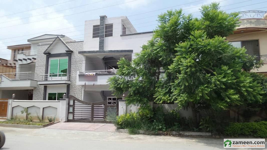 House For Sale Pakistan Town, Islamabad ID8323804
