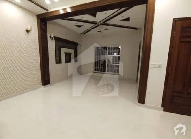 Vip Beautiful 5 Marla Portion Is Available For Rent Un Sabzazar P Block Lahore First Come First Take.