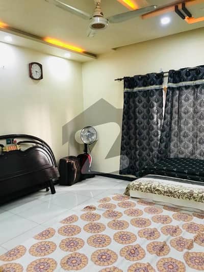 ایڈن ویلی فیصل آباد میں 5 کمروں کا 12 مرلہ مکان 3.5 کروڑ میں برائے فروخت۔