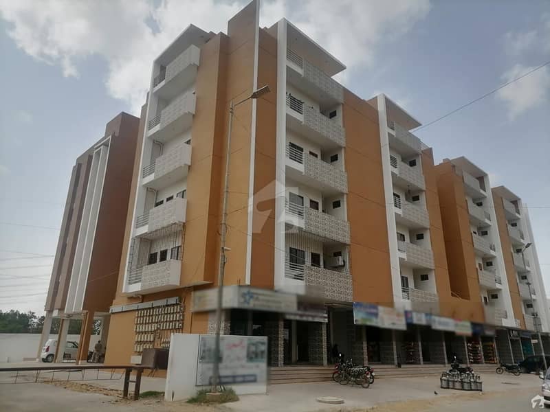 رِم جِھم وِلاز سکیم 33 کراچی میں 3 کمروں کا 6 مرلہ فلیٹ 26 ہزار میں کرایہ پر دستیاب ہے۔
