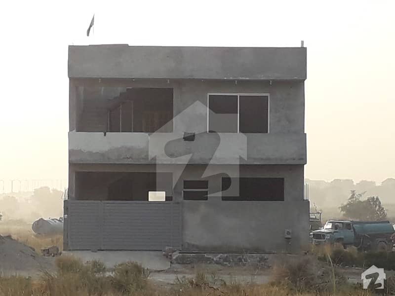 Grey Structure House In Mumtaz City