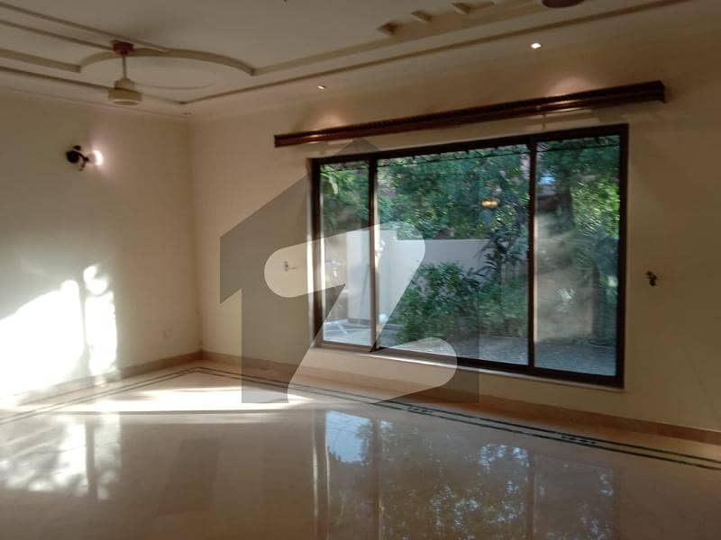 6 Marla  Super  House For Rent In Beautiful Dha Phase 4 Near Park