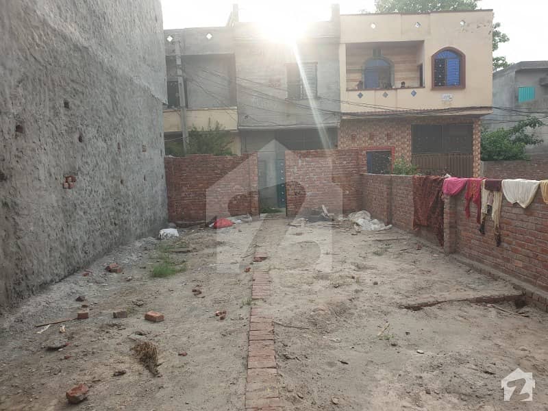 ال-حمد گارڈنز پائن ایونیو لاہور میں 4 مرلہ رہائشی پلاٹ 18.5 لاکھ میں برائے فروخت۔