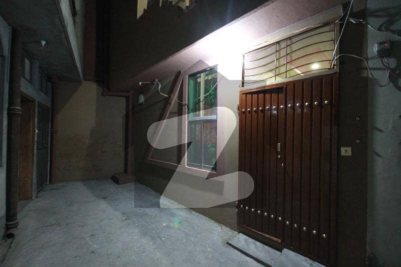 600 Square Feet House Available In Iqbal Park For Sale