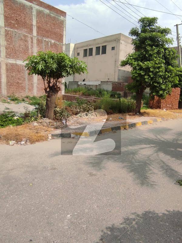 Ideal 2025 Square Feet Commercial Plot Available In Khiali, Gujranwala