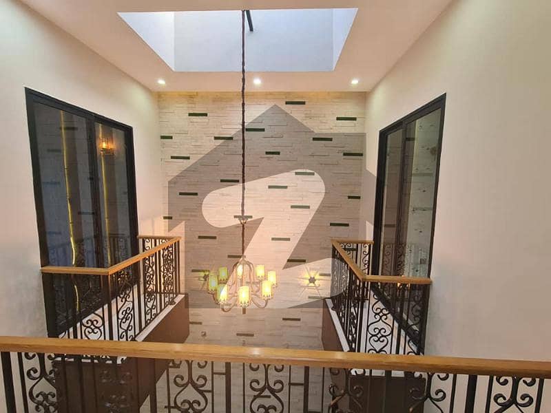 ڈی ایچ اے 9 ٹاؤن ڈیفنس (ڈی ایچ اے) لاہور میں 3 کمروں کا 5 مرلہ مکان 1.85 کروڑ میں برائے فروخت۔