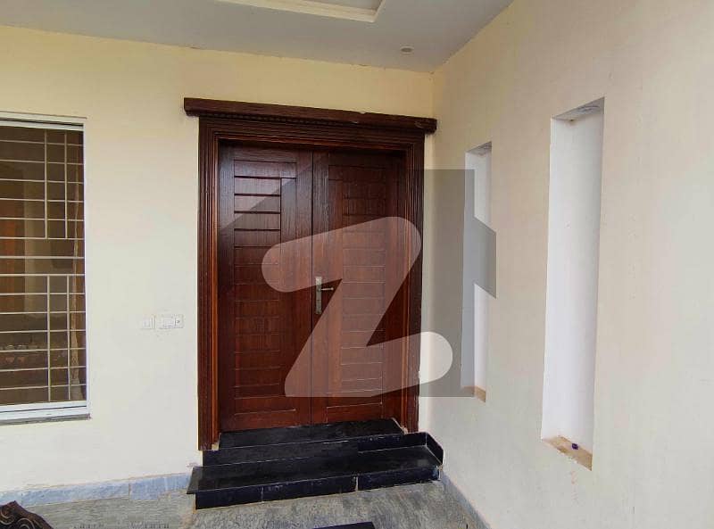 10 Marla Upper Portion With 3 Beds In Lda Avenue - Block J