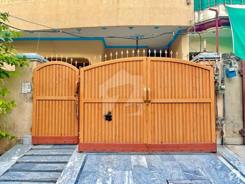 مرغزار آفیسرز کالونی لاہور میں 5 کمروں کا 10 مرلہ مکان 1.99 کروڑ میں برائے فروخت۔