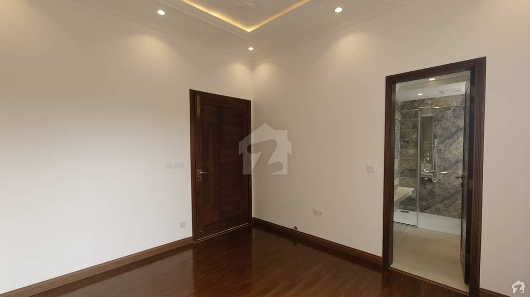 Upper Portion Of 10 Marla Is Available For Rent In Paragon City