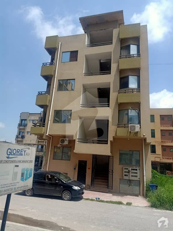 Reserve A Centrally Located Flat In River Garden