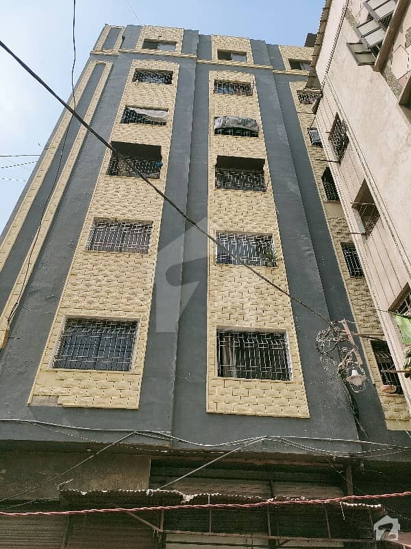 بغدادی لیاری ٹاؤن کراچی میں 3 کمروں کا 5 مرلہ فلیٹ 36 لاکھ میں برائے فروخت۔