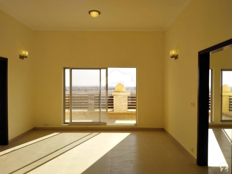 1100 Square Feet Flat For Sale In Beautiful Bahria Town