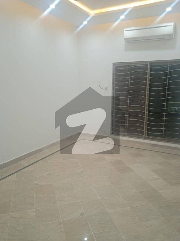 5 Bed 10 Marla House For Sale Location Cma Colony