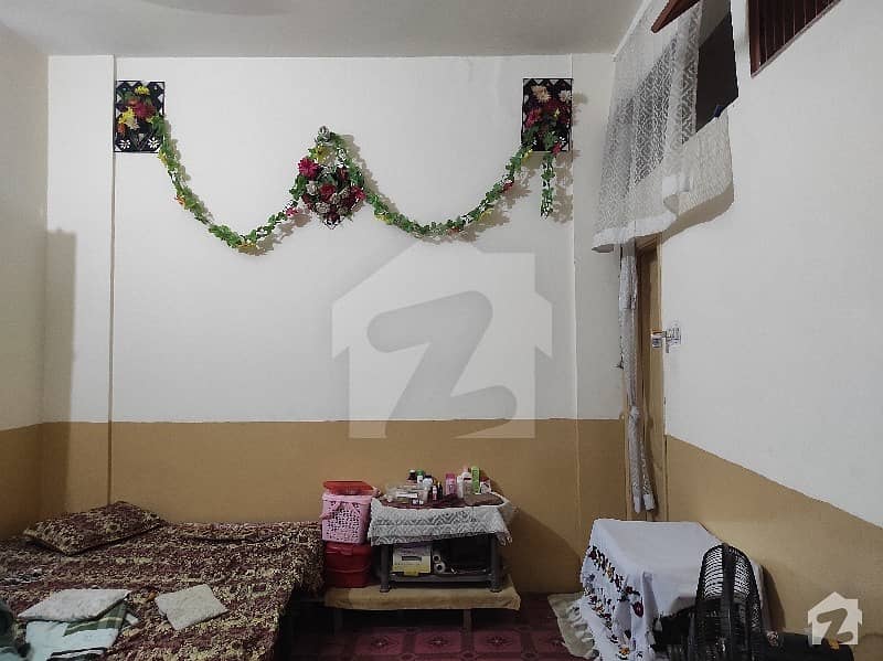 ظفر ٹاؤن بِن قاسم ٹاؤن کراچی میں 3 کمروں کا 5 مرلہ مکان 1.25 کروڑ میں برائے فروخت۔