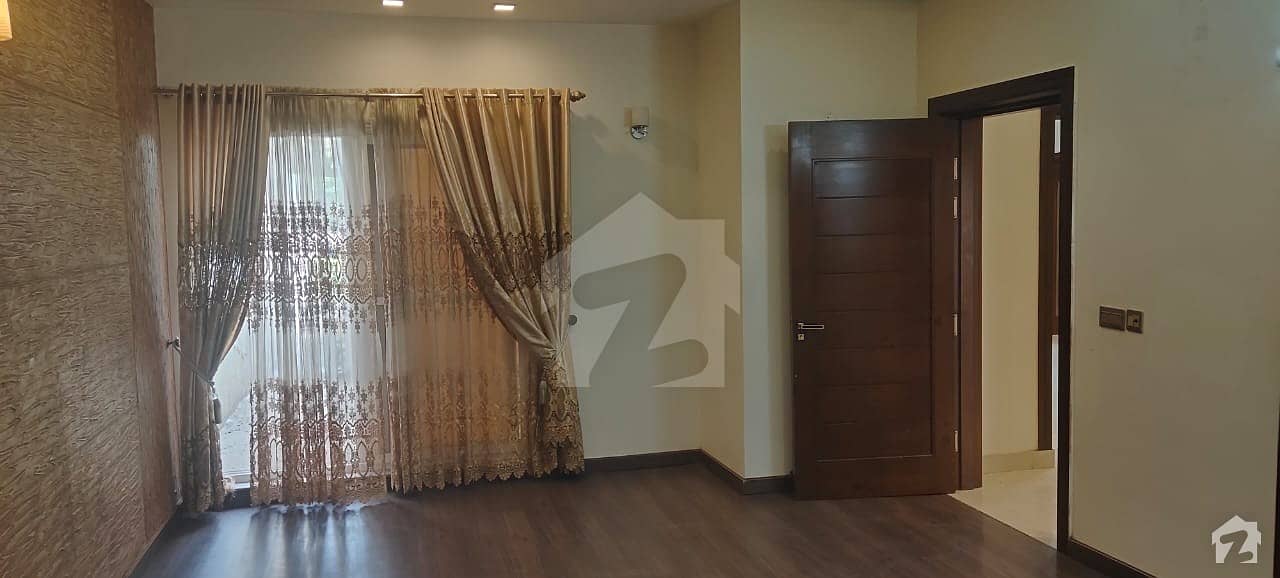 Upper Portion Of 7 Marla Is Available For Rent In Four Season Housing, Faisalabad