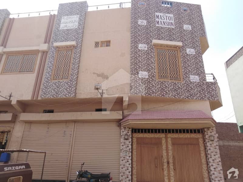 قاسم آباد مین بائی پاس حیدر آباد میں 7 کمروں کا 14 مرلہ مکان 4 کروڑ میں برائے فروخت۔