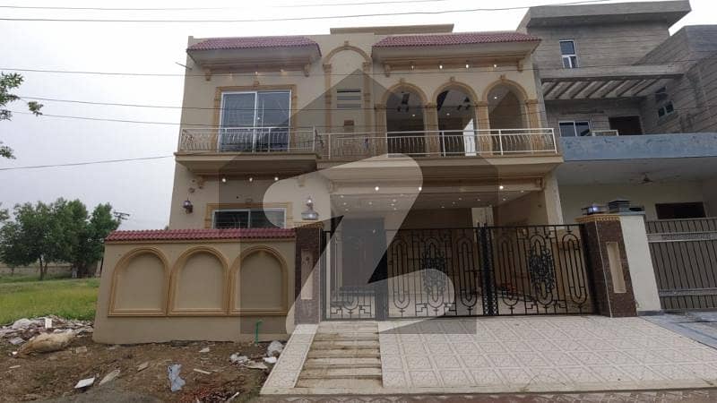 Perfect 9 Marla House In Defence Road For Sale