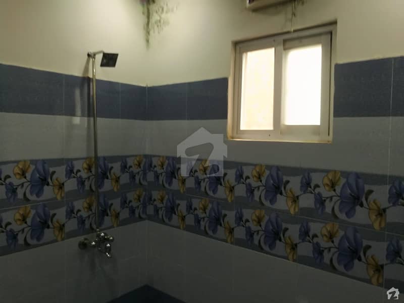 1 Kanal Upper Portion In Pgechs Phase 2 Of Lahore Is Available For Rent