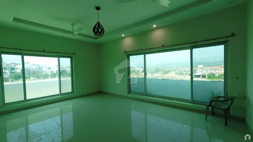 بحریہ انکلیو - سیکٹر سی بحریہ انکلیو بحریہ ٹاؤن اسلام آباد میں 5 کمروں کا 1 کنال مکان 6 کروڑ میں برائے فروخت۔