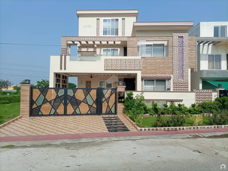 In DC Colony House Sized 1 Kanal For Sale