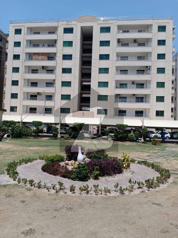 Open View 12 Marla 4 Bed Flat On 3rd Floor For Sale In Askari 11 Lahore