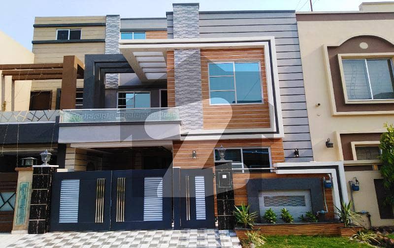 5 Marla Brand New Luxurious House BB Block Sector D Bahria Town Lahore