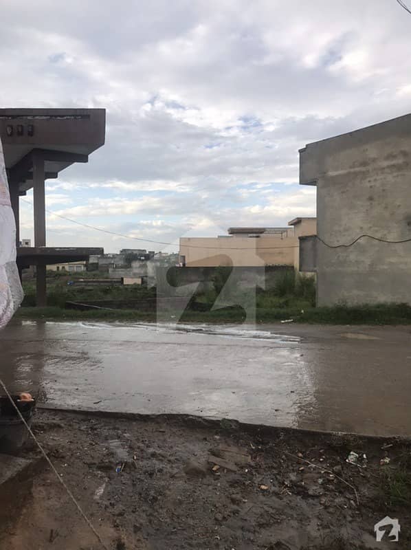 adiala road main shahpur syedan road triple corner plote hy…. 30 feet front hy main shah pur road per adiala road main shahpur syedan road triple corner plote hy…. 30 feet front hy main shah pur road per