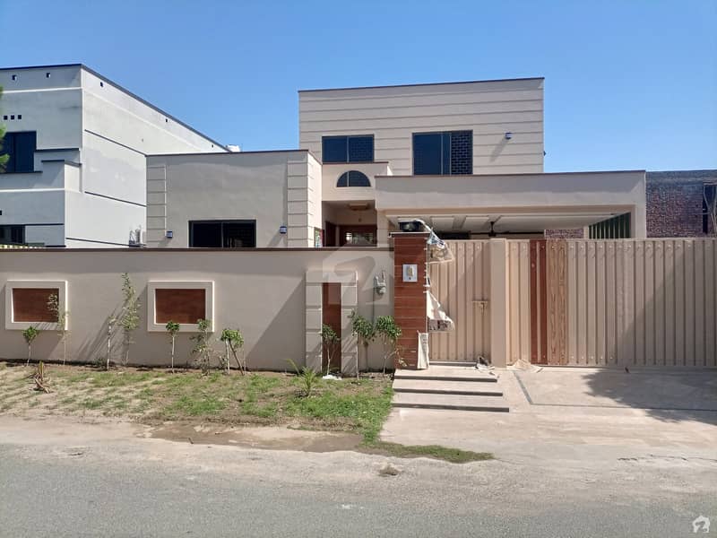 1 Kanal House For Sale In DC Colony