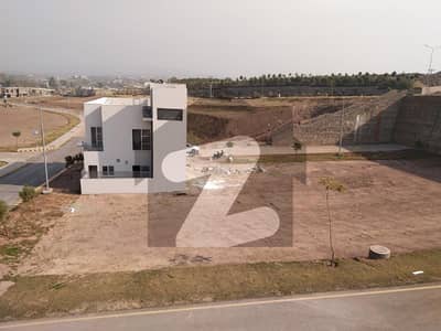 پارک ویو سٹی اسلام آباد میں 5 مرلہ رہائشی پلاٹ 55 لاکھ میں برائے فروخت۔ پارک ویو سٹی اسلام آباد میں 5 مرلہ رہائشی پلاٹ 55 لاکھ میں برائے فروخت۔