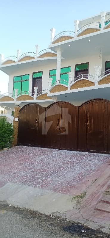 40x80 Double Storey New Real Picture Urgent Sale