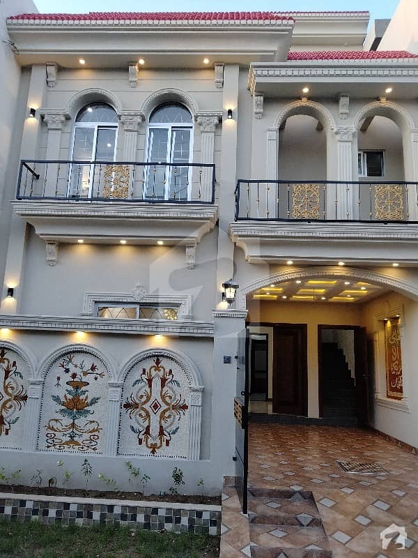 پاک عرب ہاؤسنگ سوسائٹی لاہور میں 4 کمروں کا 5 مرلہ مکان 1.8 کروڑ میں برائے فروخت۔