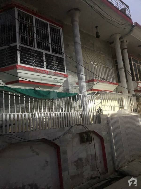 Avail Yourself A Great 900 Square Feet House In Sadiqa Abad