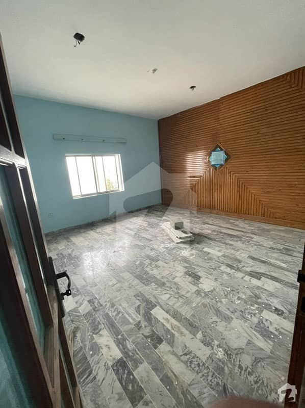 Fully Renovated 3rd Floor Bungalow Facing Flat For Rent In Ideal Location Of Dha.
