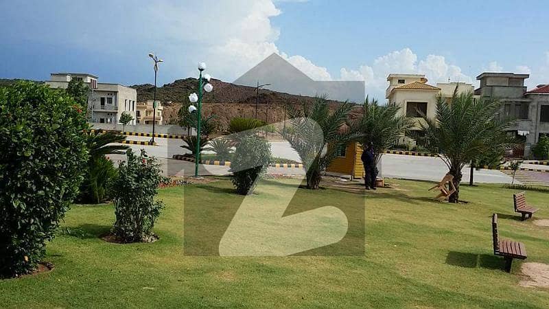 Sector- C2 Road 5b One Kanal Good Location Plot For Sale