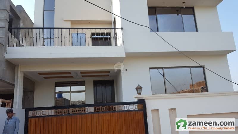 Brand New Triple Storey Owner Built House For Sale