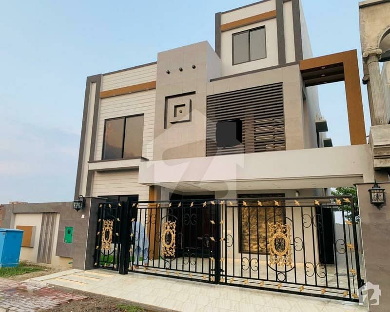 10 Marla brand House for sale in Sector E bahria town