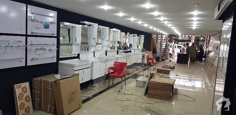 Shop Of 1800 Square Feet Is Available For Rent In Faizabad