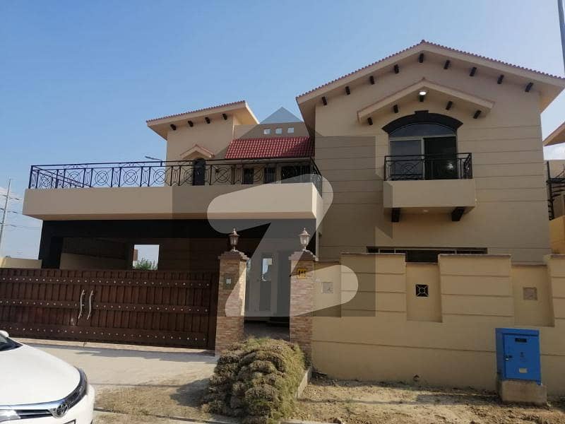 Askari 10 Brand New Su House Having 5 Bedrooms Near To Park And Masjid With Excellent Condition Available For Sale On Cheap Price